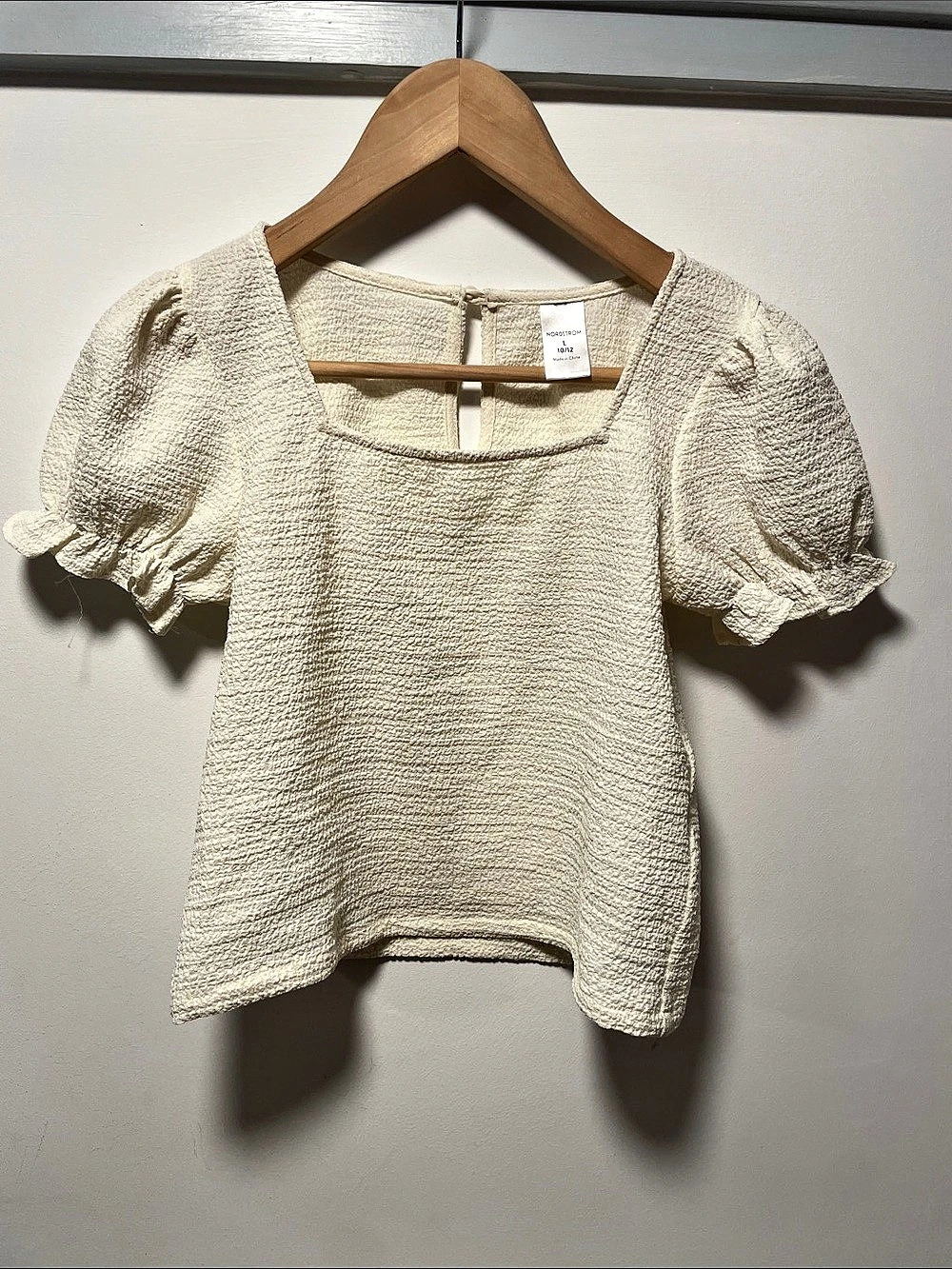 Elegant Nordstrom Girls Short Sleeve Blouse Cream Girls L (10/12)